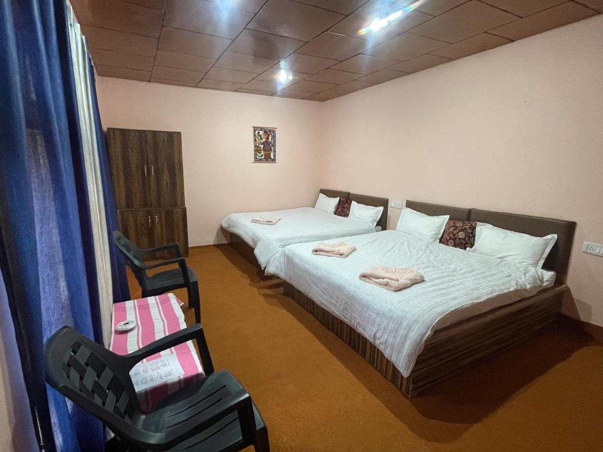 Gaywoo Guest House เลห์ ภายนอก รูปภาพ