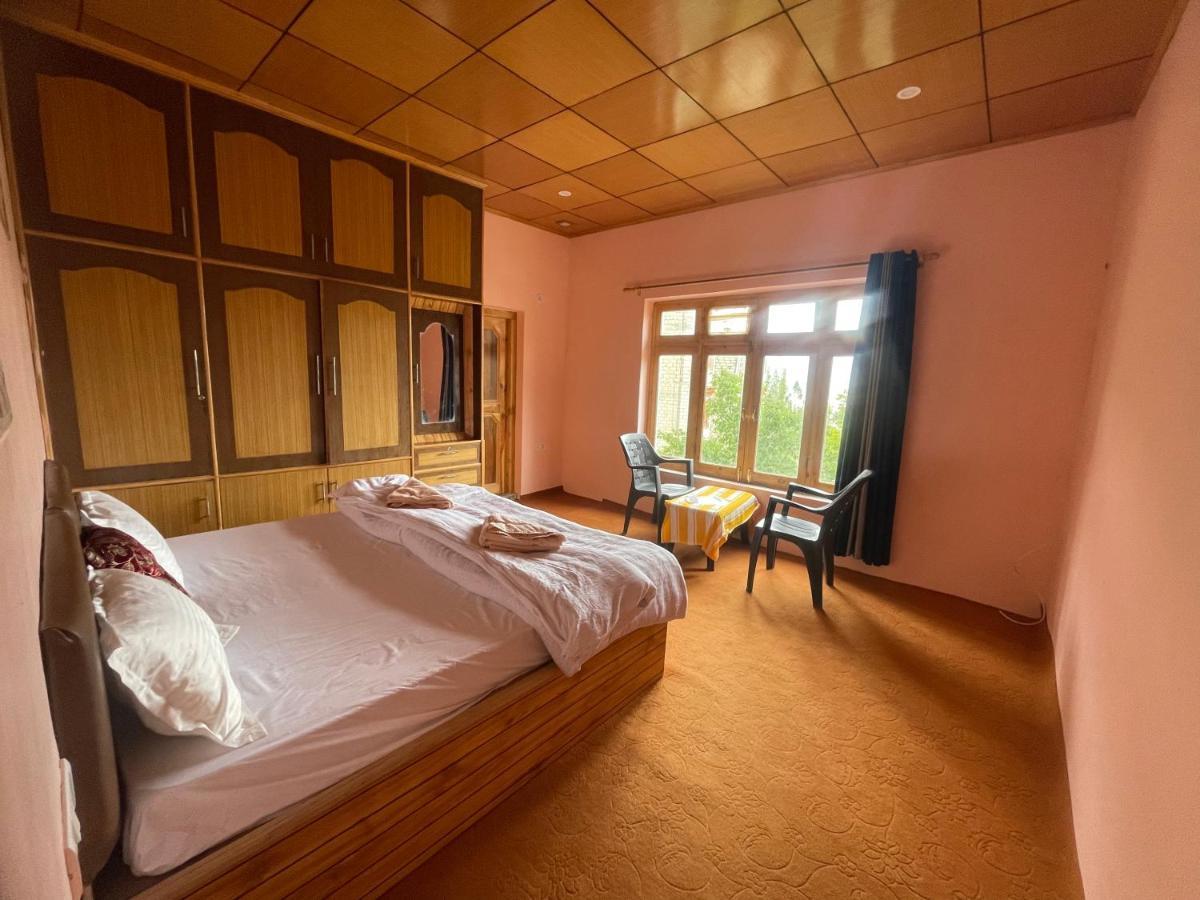 Gaywoo Guest House เลห์ ภายนอก รูปภาพ