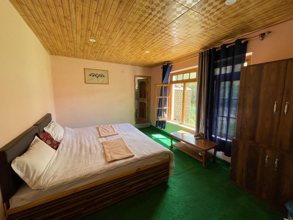 Gaywoo Guest House เลห์ ภายนอก รูปภาพ