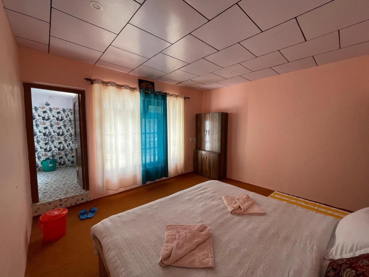 Gaywoo Guest House เลห์ ภายนอก รูปภาพ