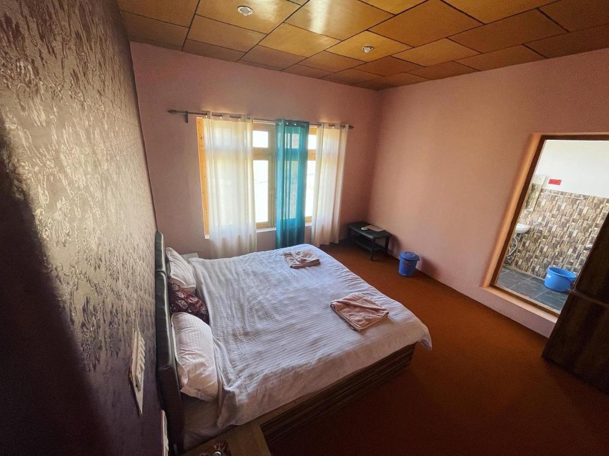 Gaywoo Guest House เลห์ ภายนอก รูปภาพ